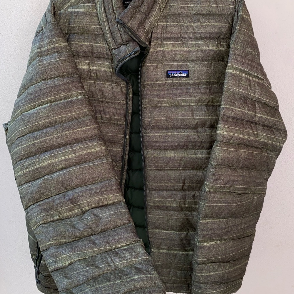 Green Patagonia puffer